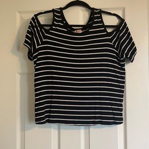 Ribbed Cold Shoulder T Shirt